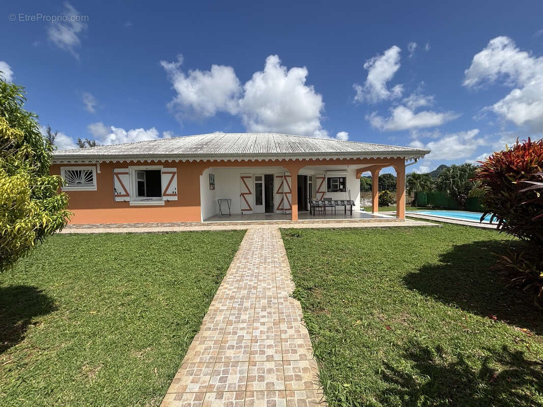 Maison à LE LAMENTIN