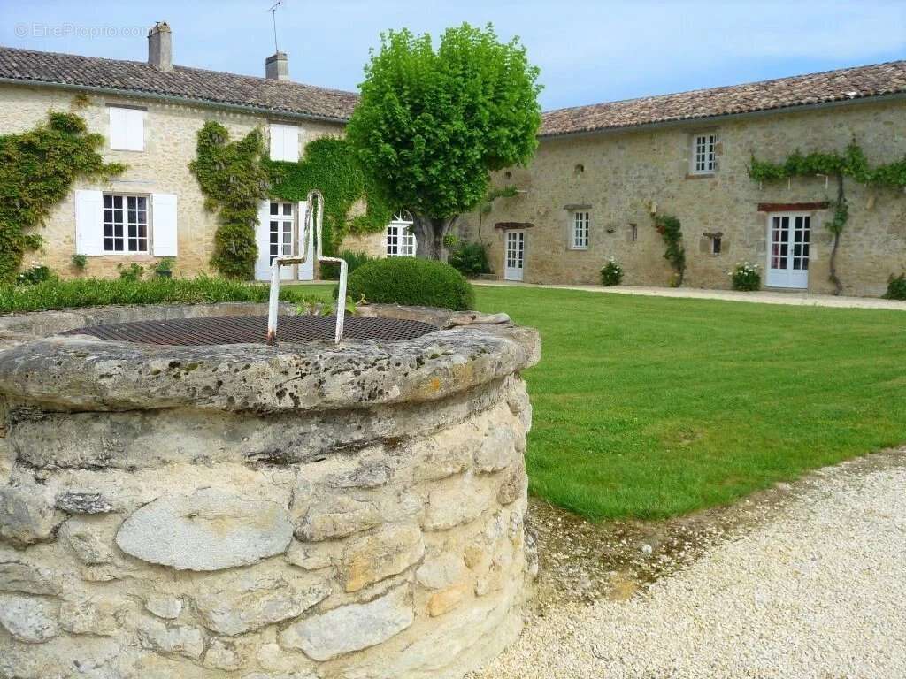 Magnifique manoir en position dominante avec piscine - photo 23