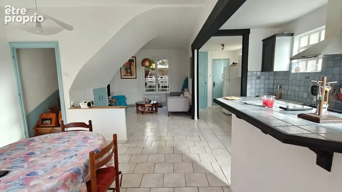 À VENDRE   Charmante maison de village avec porche et jardin au cœur de la Haute Vallée de l’Aude - photo 2
