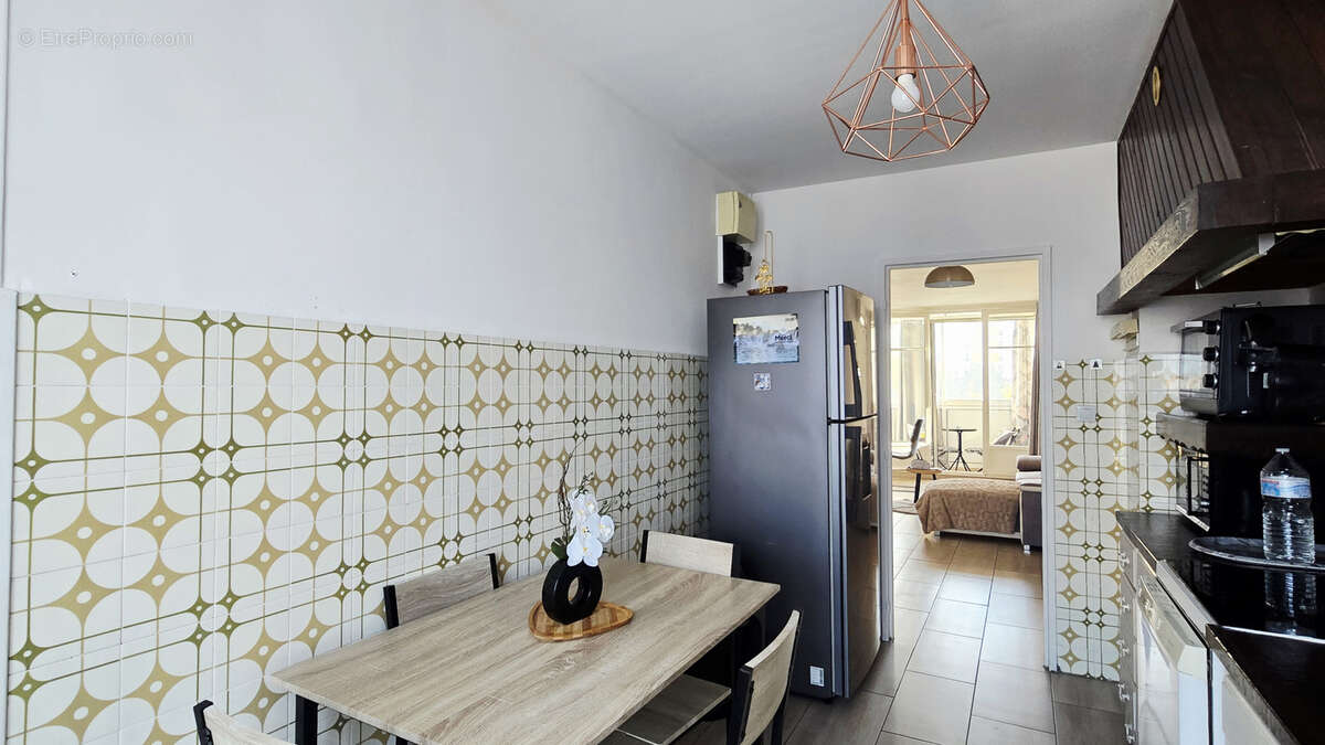 Appartement à PORT-DE-BOUC