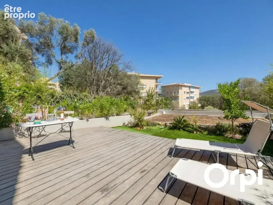 Appartement T3 - Piscine - photo 2