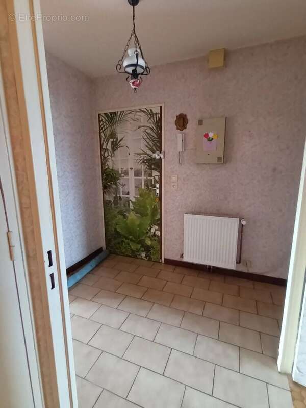 Appartement à MONTCEAU-LES-MINES