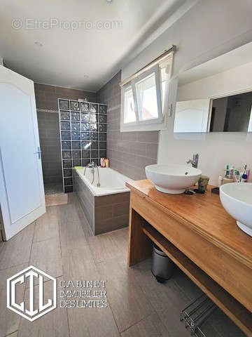 Pavillon de 160m² habitable Limite Le Raincy - photo 17