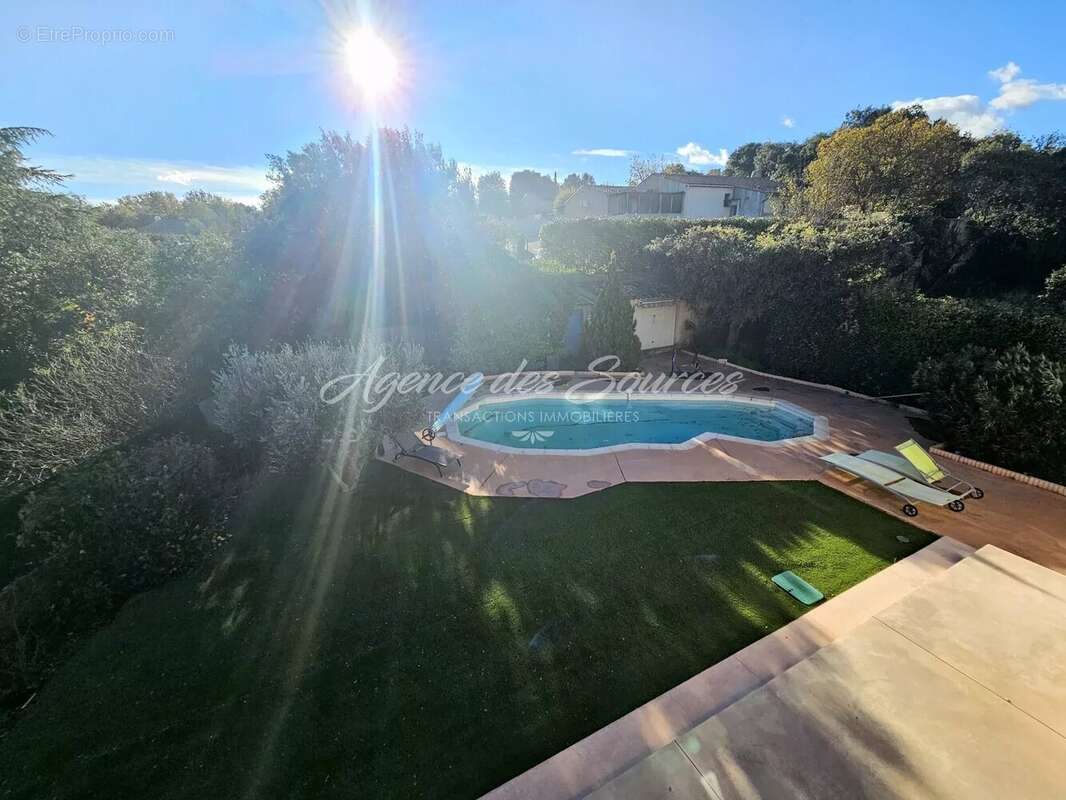 Maison à SAINT-MAXIMIN-LA-SAINTE-BAUME