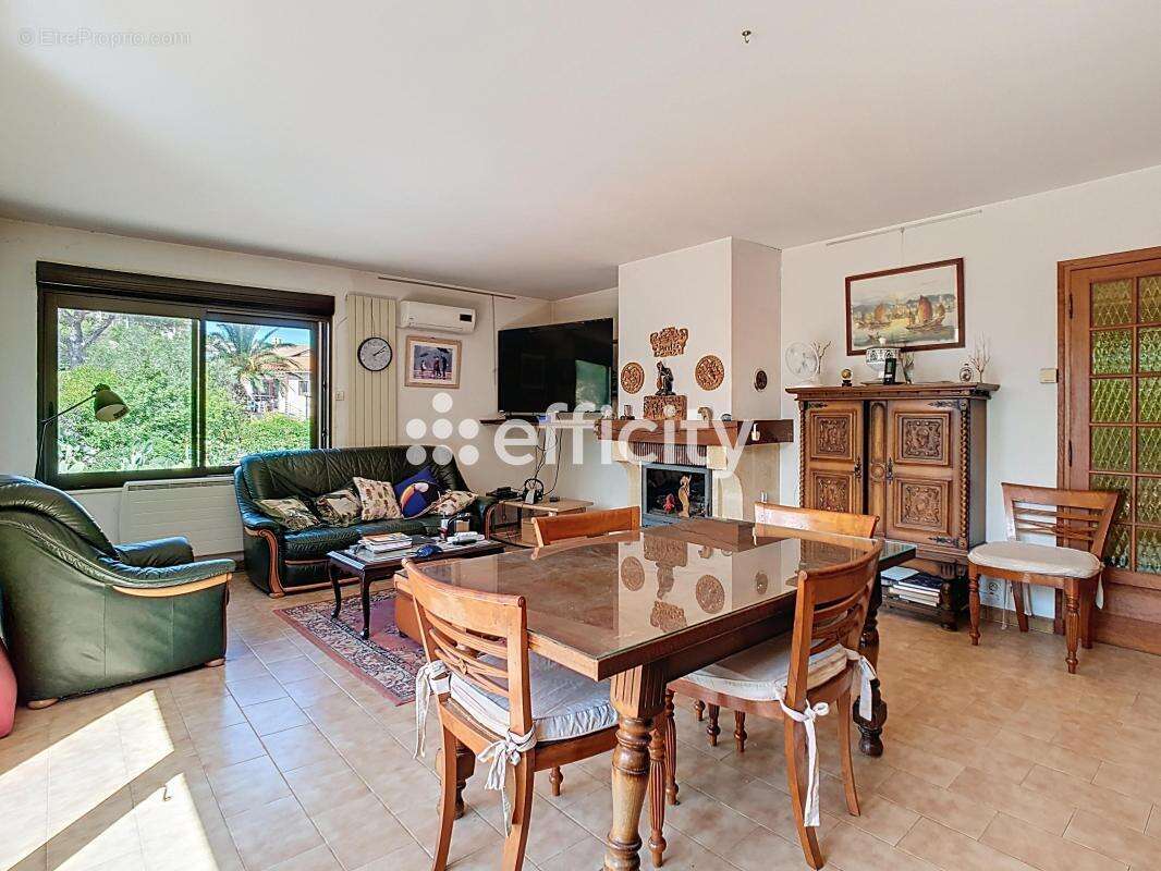 Maison à SAINT-RAPHAEL