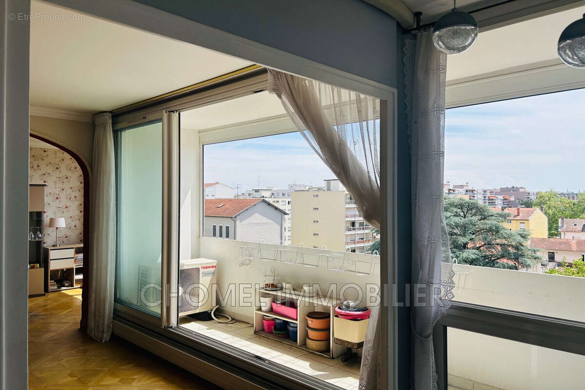 Appartement 97 m² à Villeurbanne  - photo 3