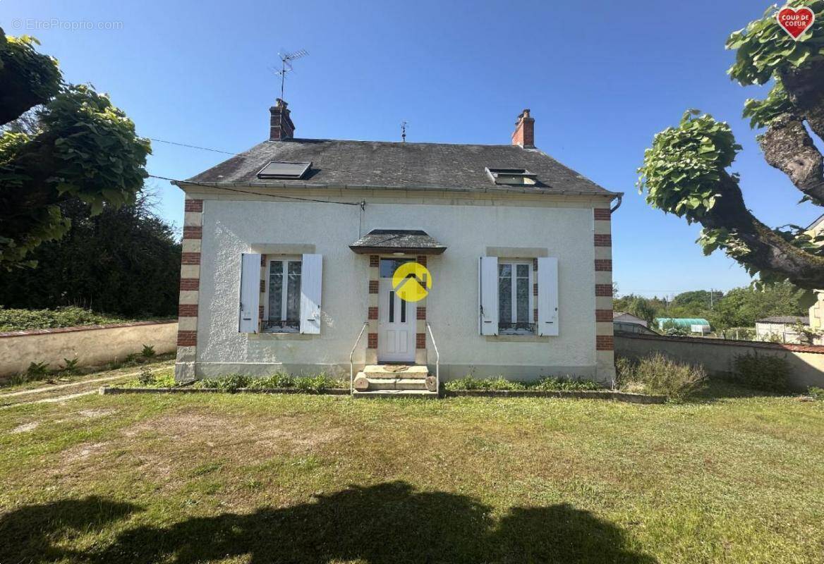 Maison à LA GUERCHE-SUR-L&#039;AUBOIS