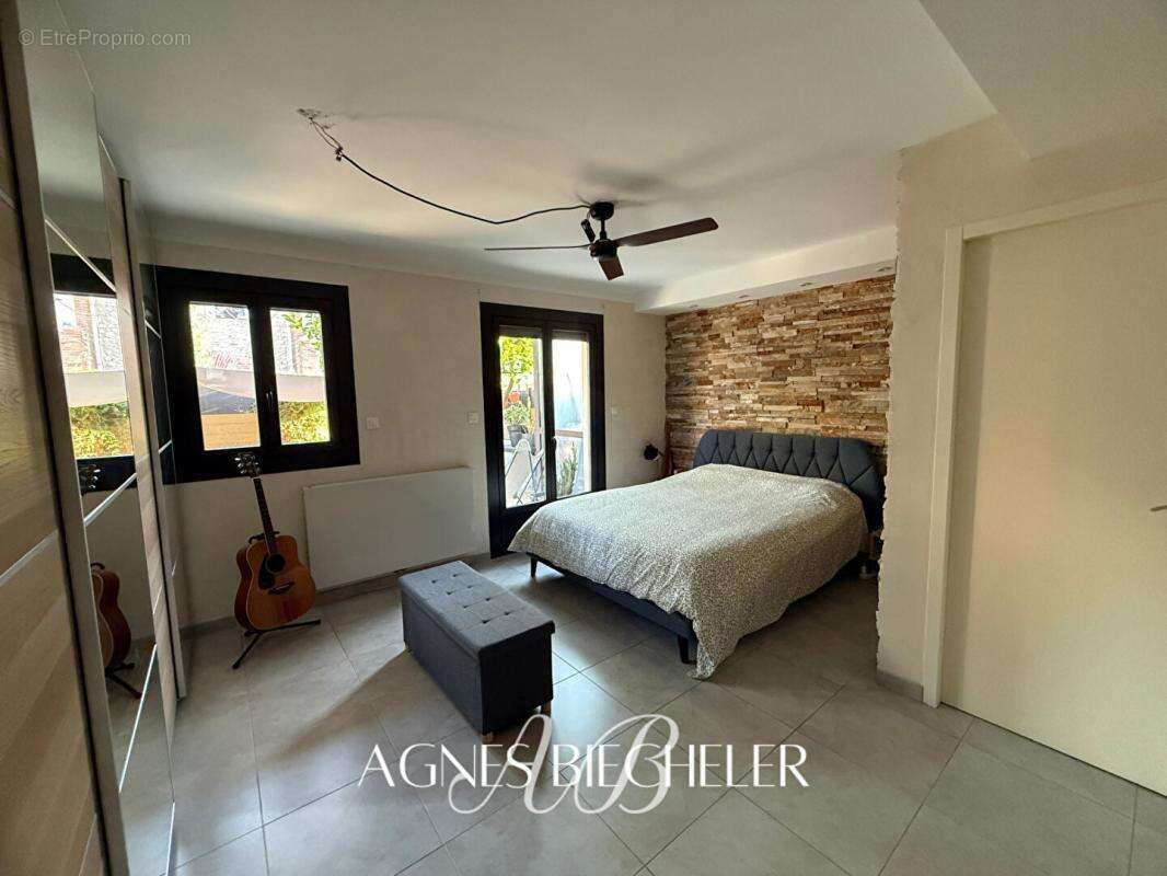 Maison 5 pièce(s) 130 m2 - photo 6