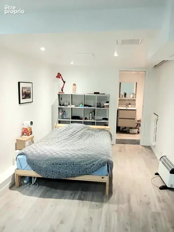 A Vendre:   Local commercial avec studio à Paris 18ème(Clignancourt) - photo 4