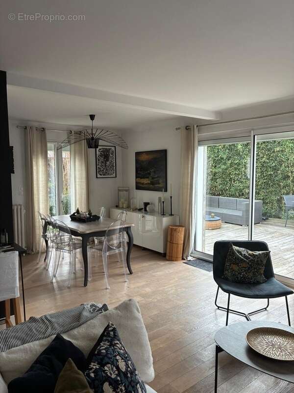 Maison à vendre 7 pièces LA ROCHELLE (17) - photo 6