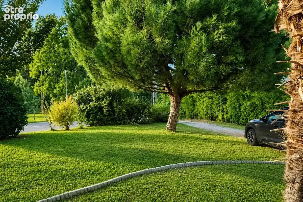 Maison de 5 pièces de 110 m² à Val-de-Livenne - photo 4