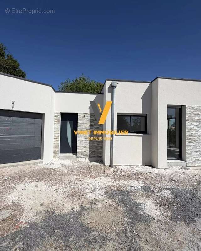 Maison à MONTBERT