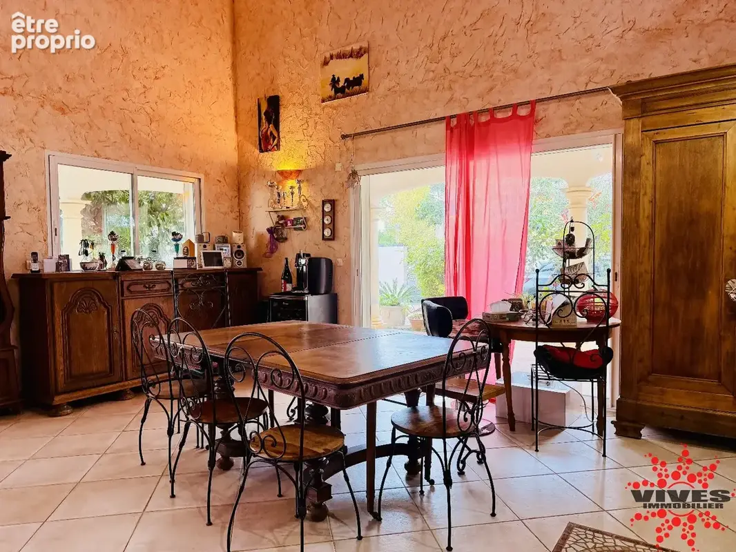 Maison traditionnelle T4 de plain-pied avec mezzanine et  piscine - photo 6