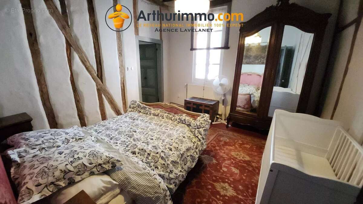 Exceptionnelle maison de 4 chambres 205m2 au centre de Mirepoix. - photo 19