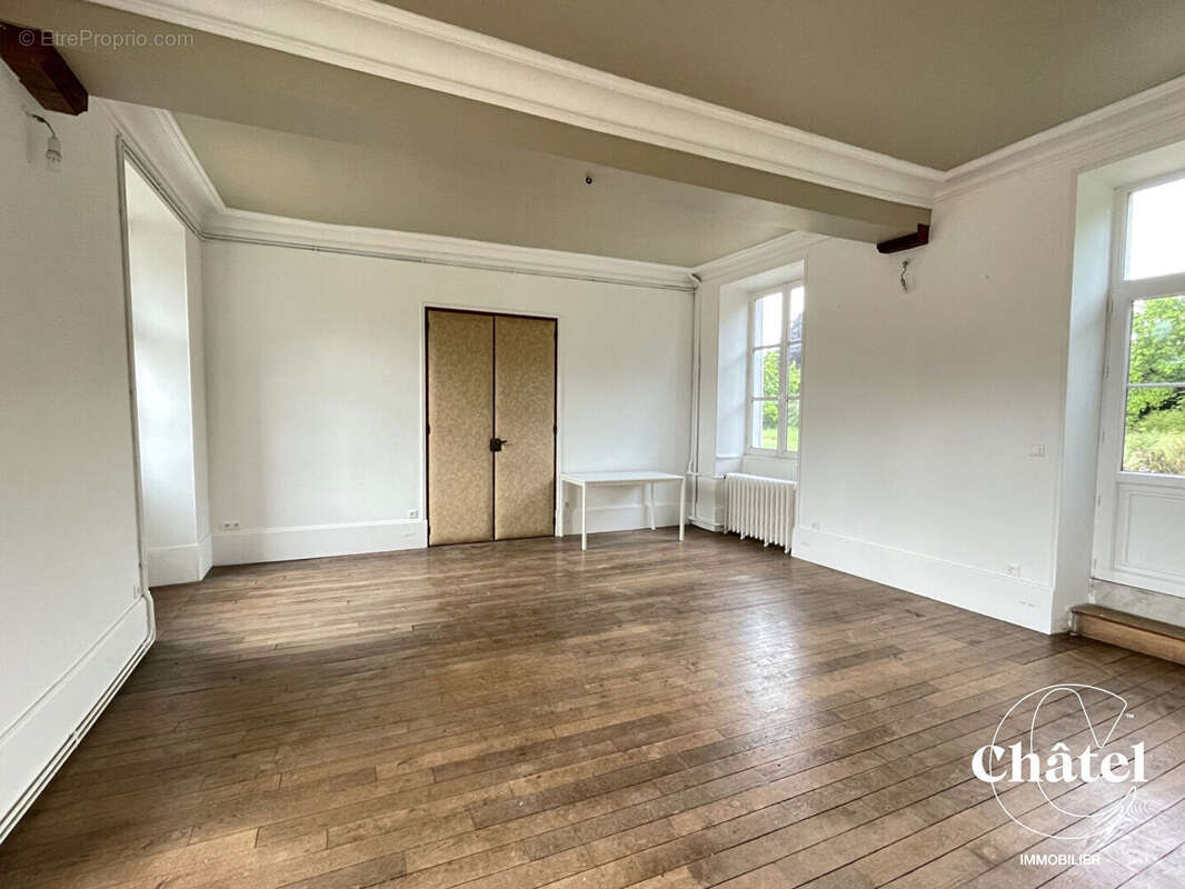 Maison à NANTEUIL-LE-HAUDOUIN