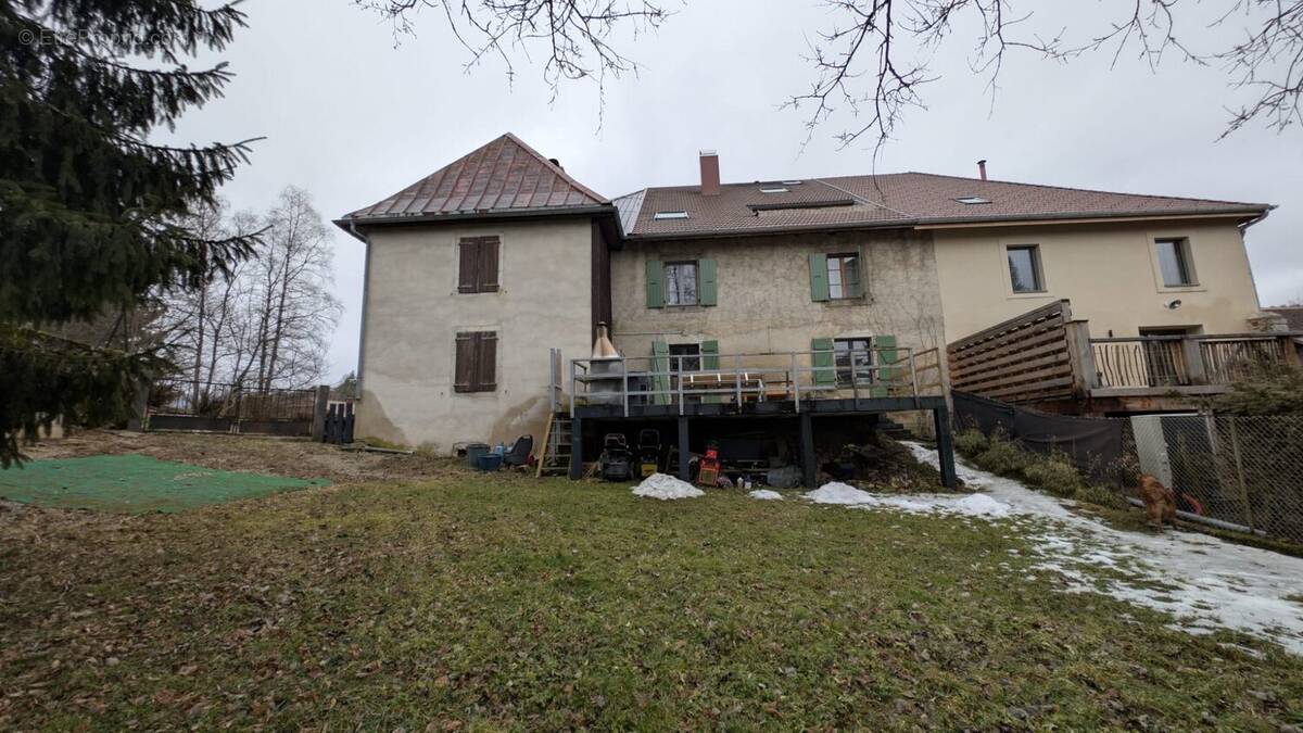 Maison à ROCHEJEAN