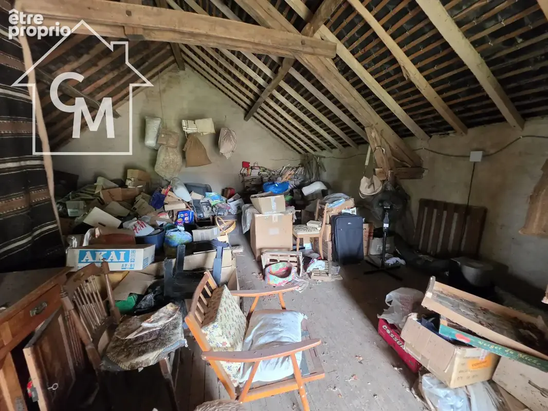 Maison à rénover avec dépendances Terrain de 4 172 m2 - photo 13