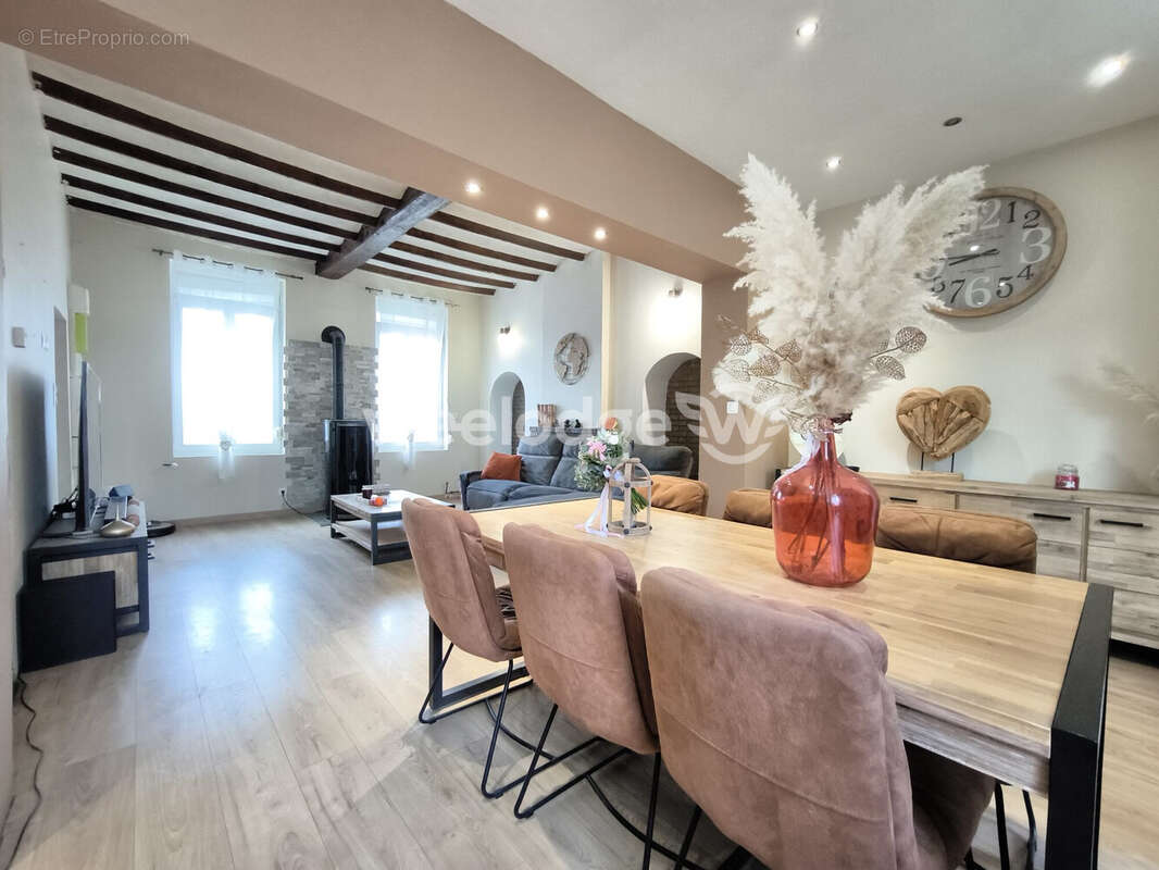 Maison à FERRIERE-LA-GRANDE