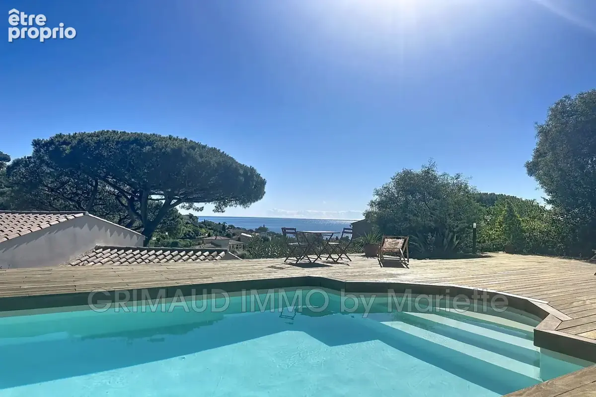 Photo Maison à Les Issambres au prix de 1 030 000€