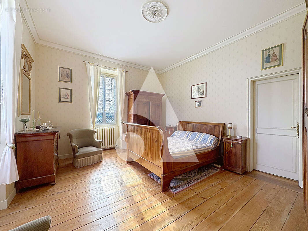 Maison à POULAN-POUZOLS