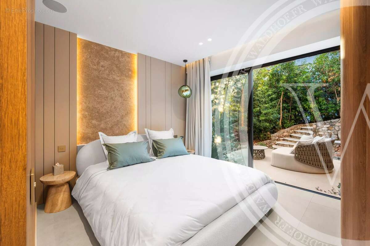 Maison à ROQUEBRUNE-CAP-MARTIN