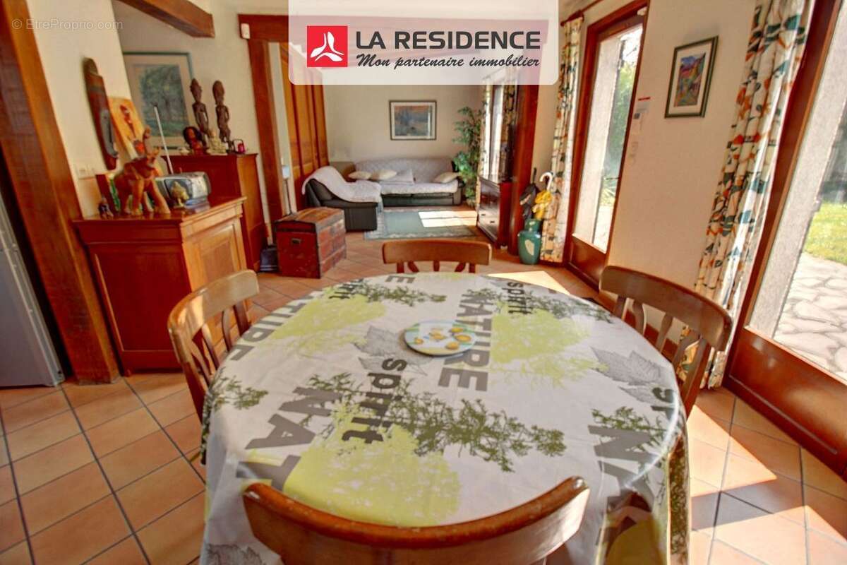 Maison à CONFLANS-SAINTE-HONORINE