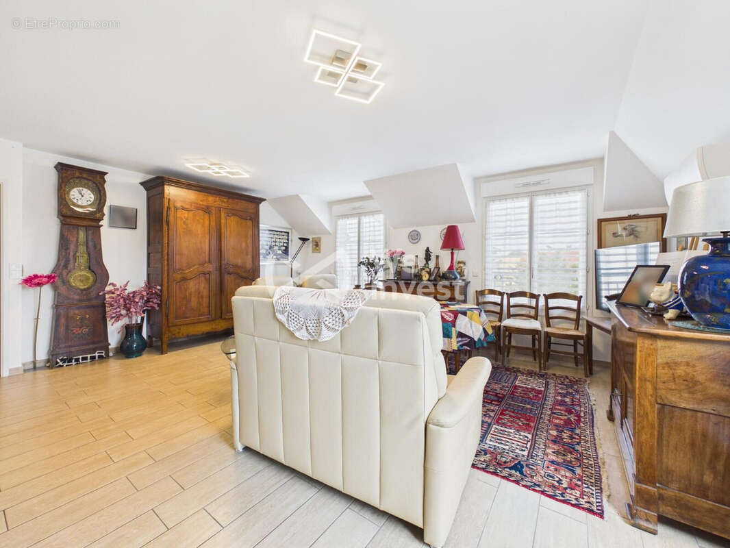 Appartement à MAROLLES-EN-HUREPOIX