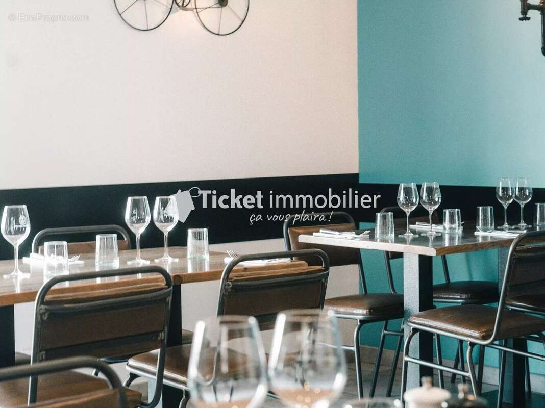 Commerce à CORNEBARRIEU