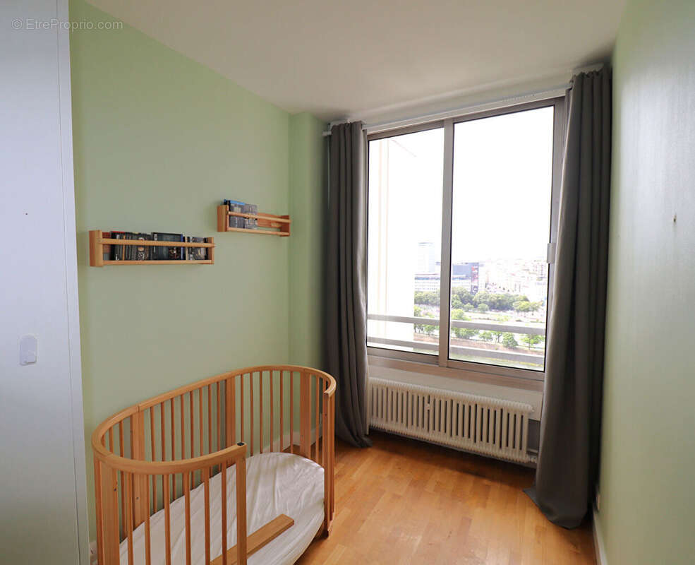 Appartement à PARIS-15E
