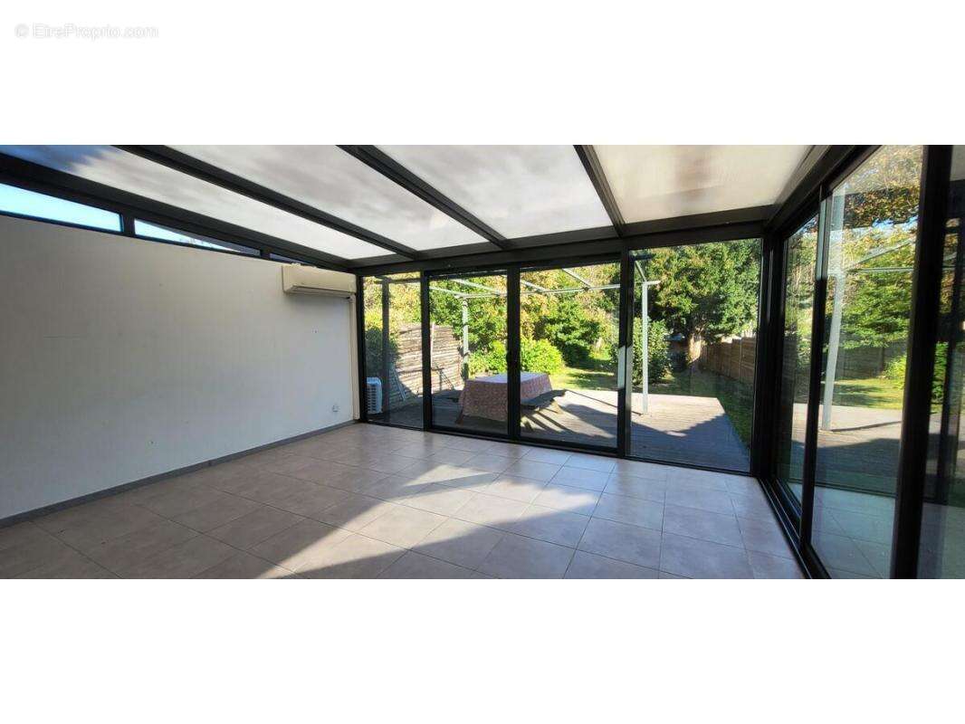 Maison 100 m² à Soussans  - photo 5