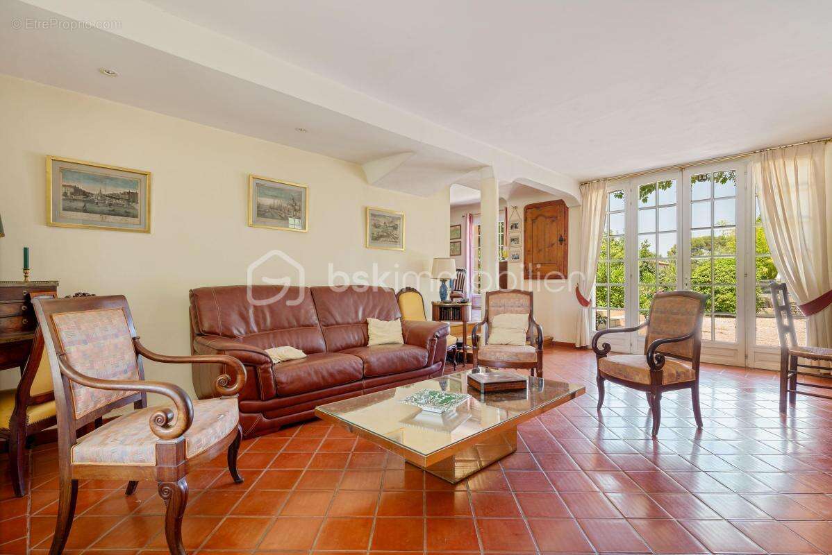 Maison à EGUILLES