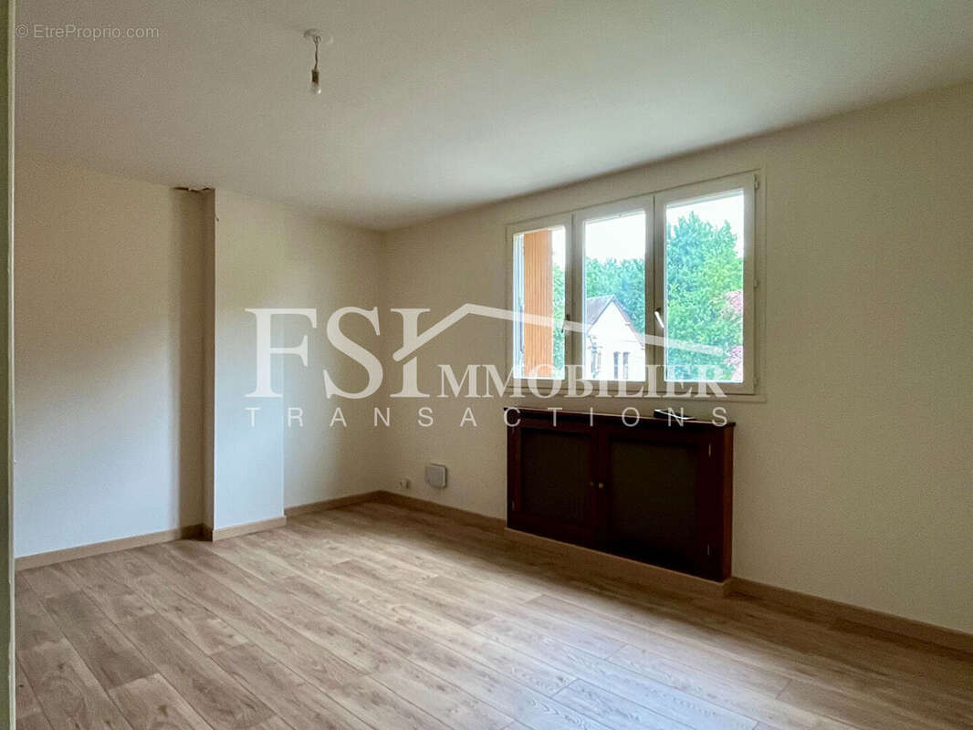 Maison à SAINT-LEU-LA-FORET