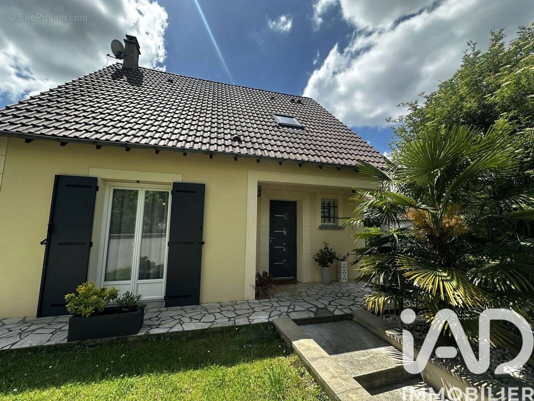 Photo 1 - Maison à LE PLESSIS-PATE