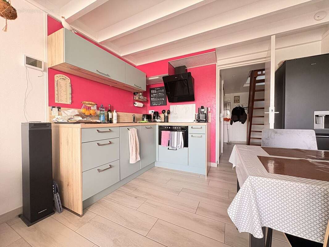 Appartement à COMBRIT