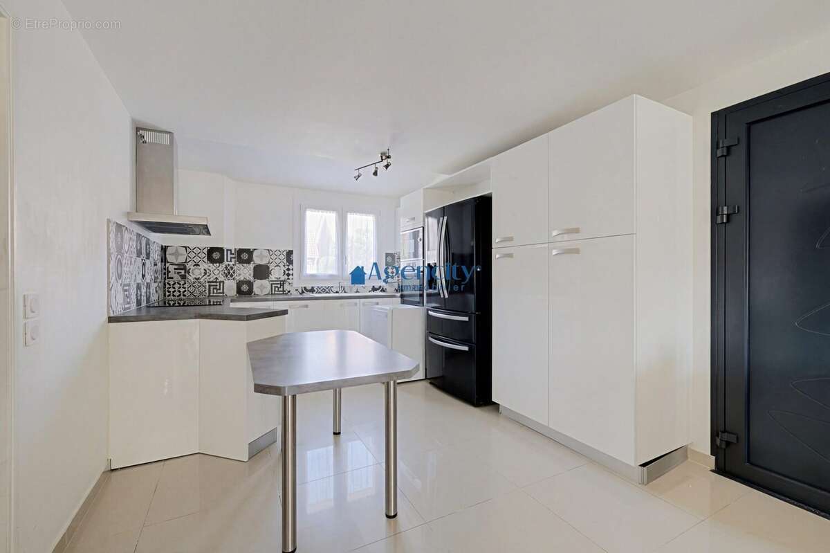 Maison à NOISY-LE-GRAND