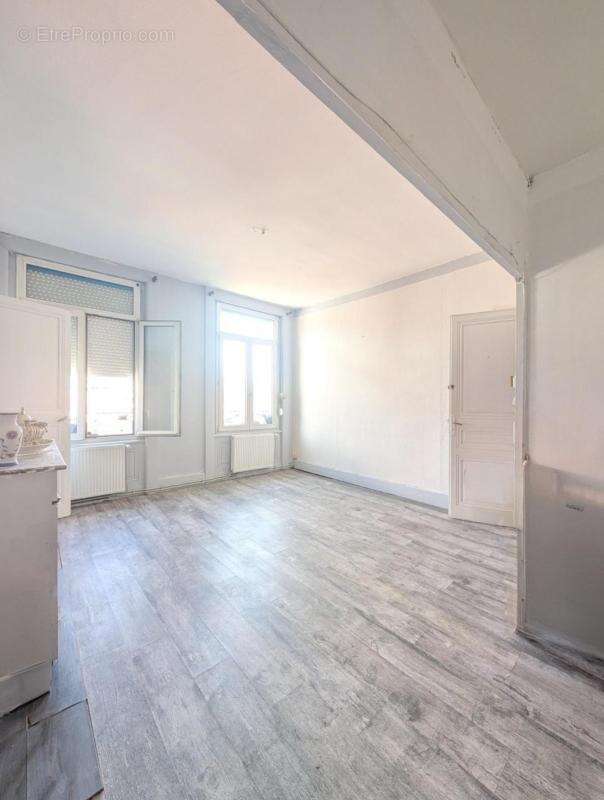 Appartement à SAINT-ETIENNE