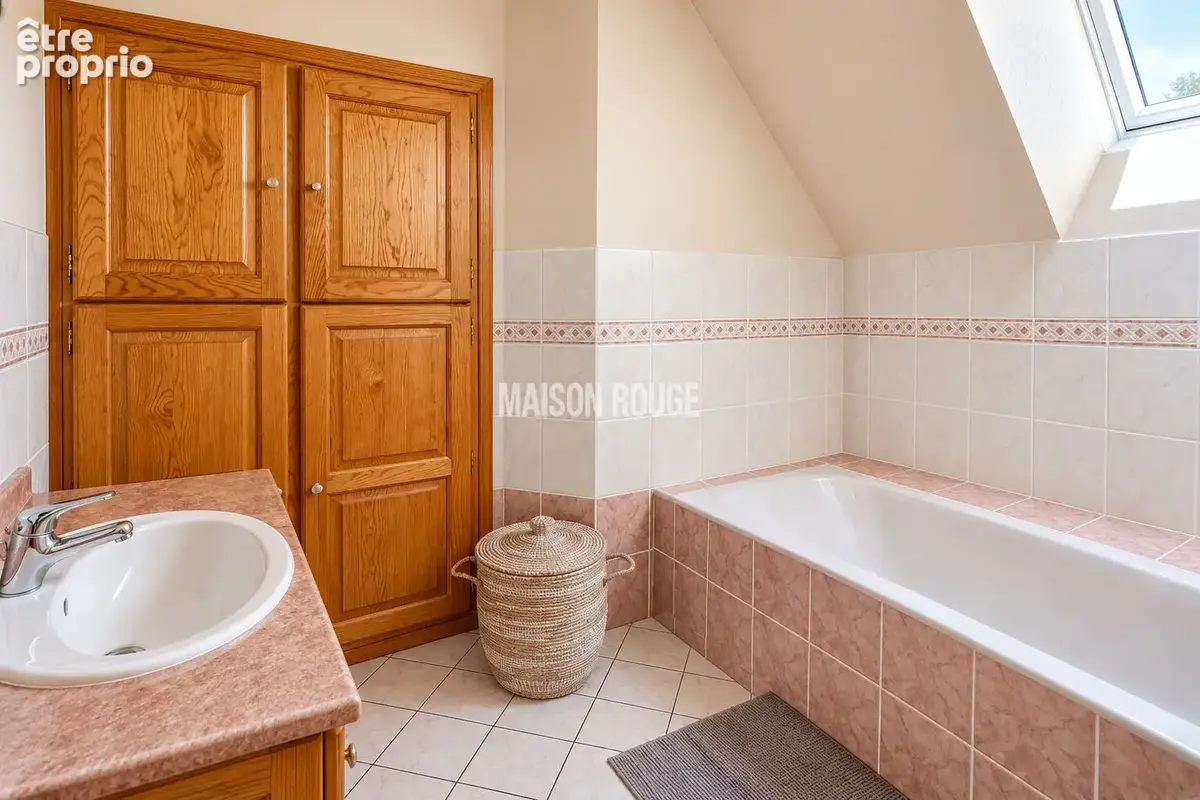Maison en pierres à Pleurtuit avec 4 chambres - photo 9