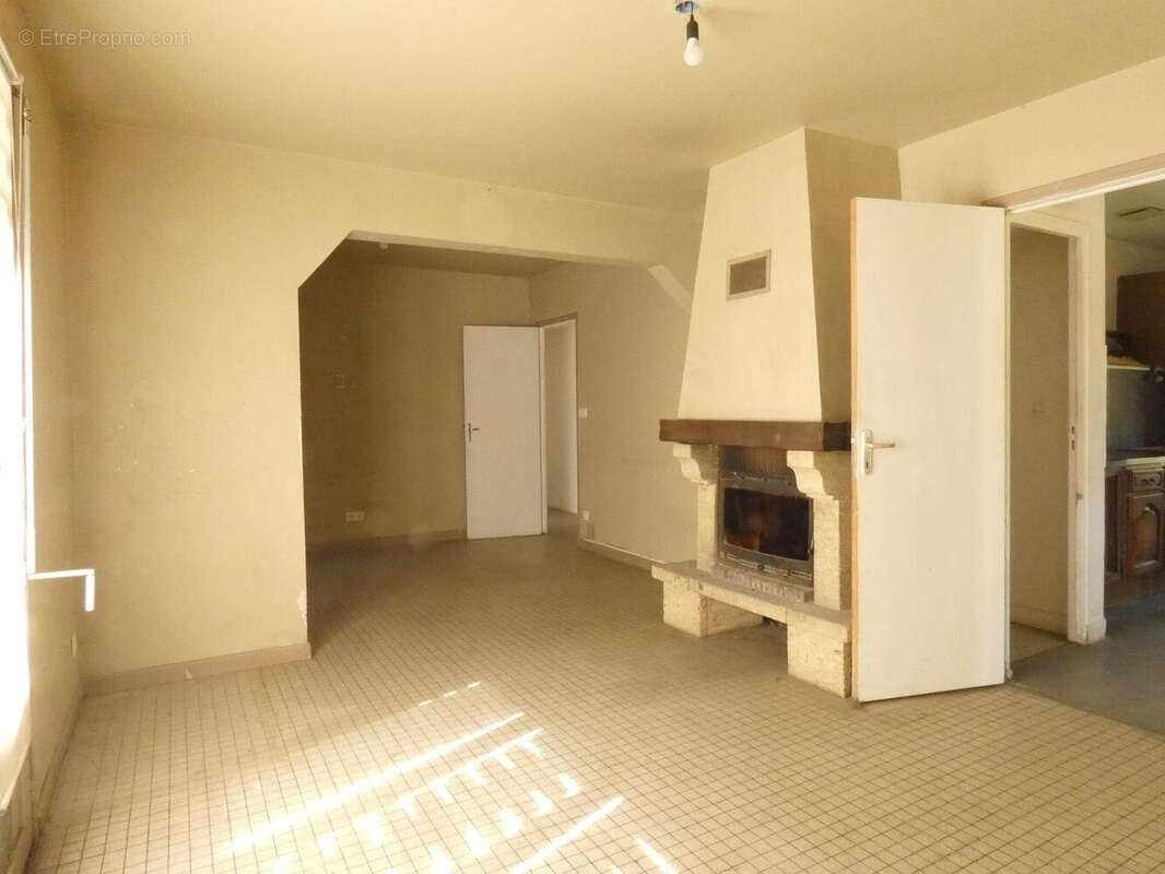 Maison 92 m² à Vannes-Sur-Cosson  - photo 2