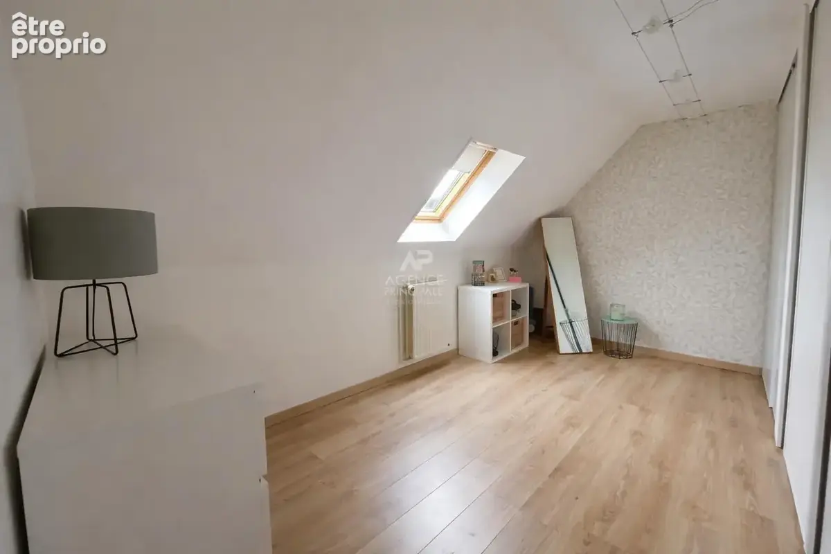 Maison Chapet 131 m2 AU CALME - photo 9