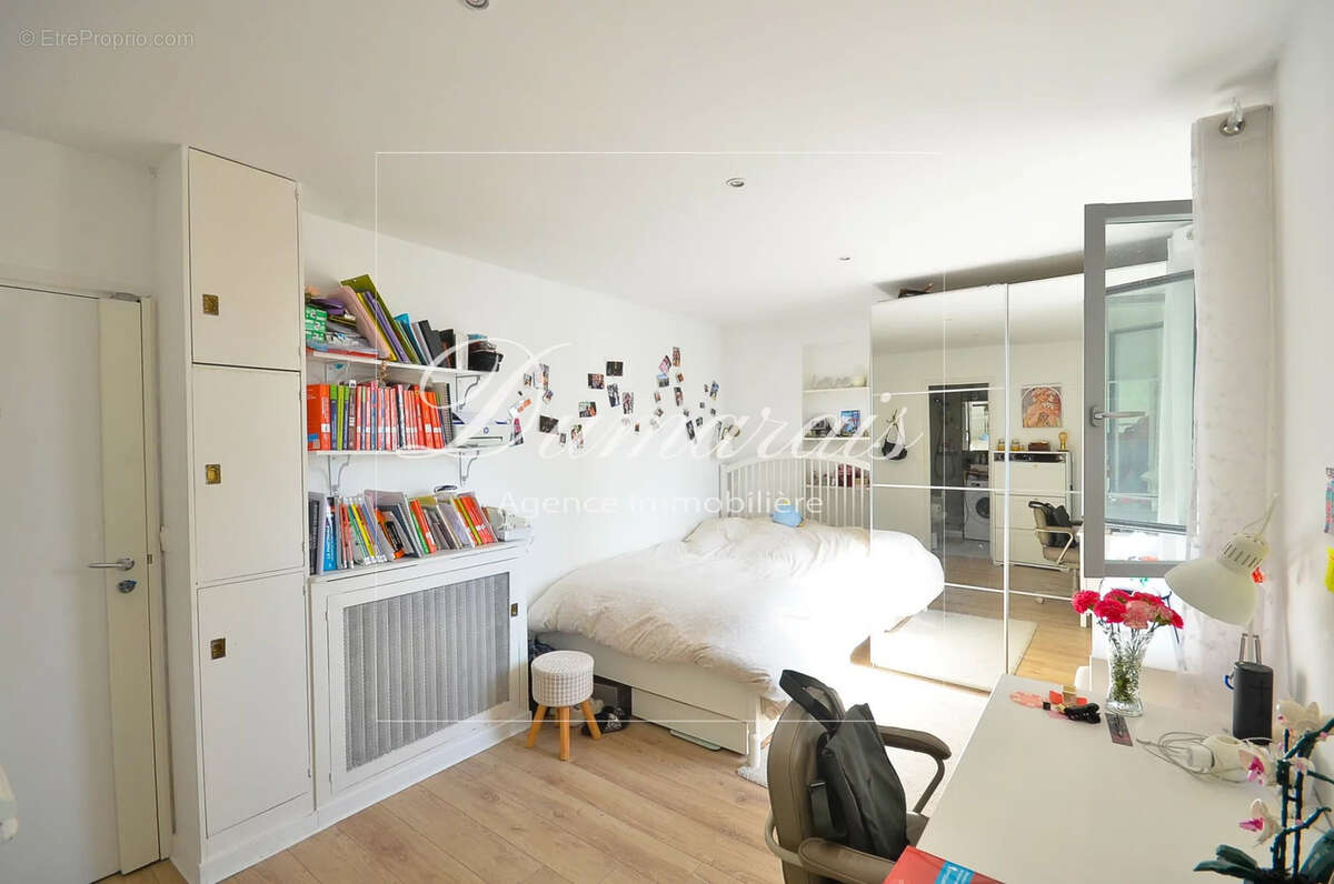 Appartement à PARIS-5E