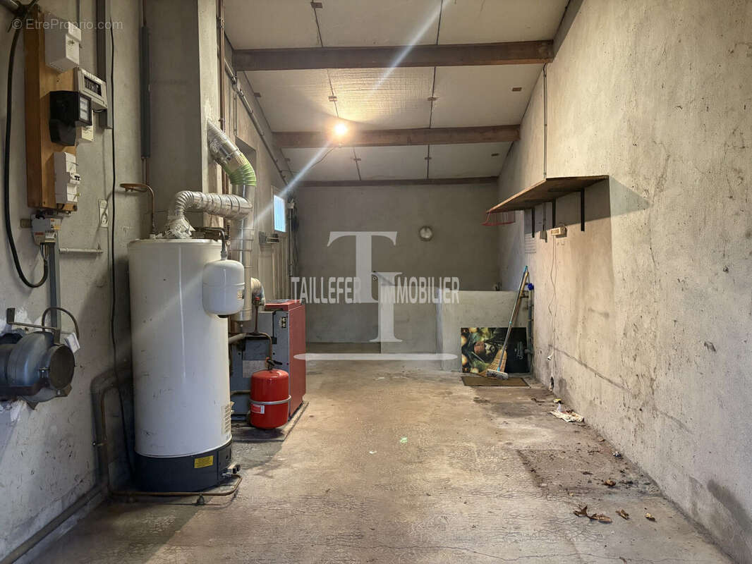 Maison à ANTONNE-ET-TRIGONANT