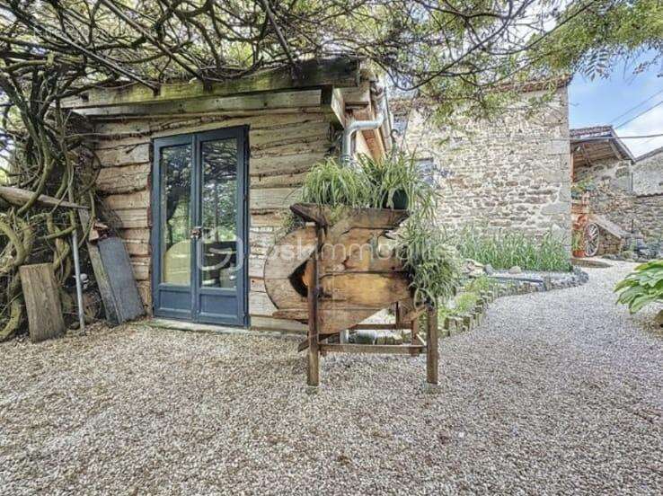 Maison à ISSERTEAUX