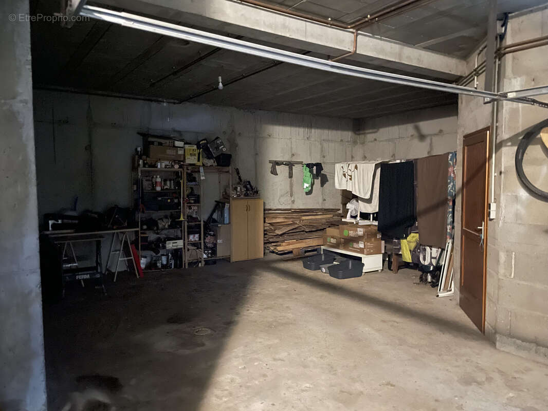 Maison à NOIRETABLE