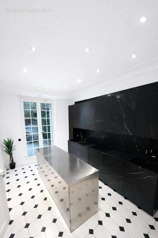 Maison à SAINT-MAUR-DES-FOSSES