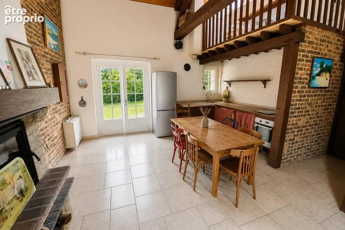 Maison de 5 pièces de 114 m² à Villeneuve-sur-Yonne - photo 4