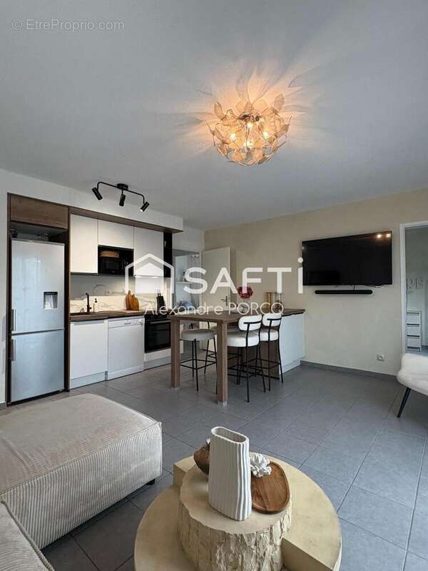 Photo 2 - Appartement à FARGUES-SAINT-HILAIRE