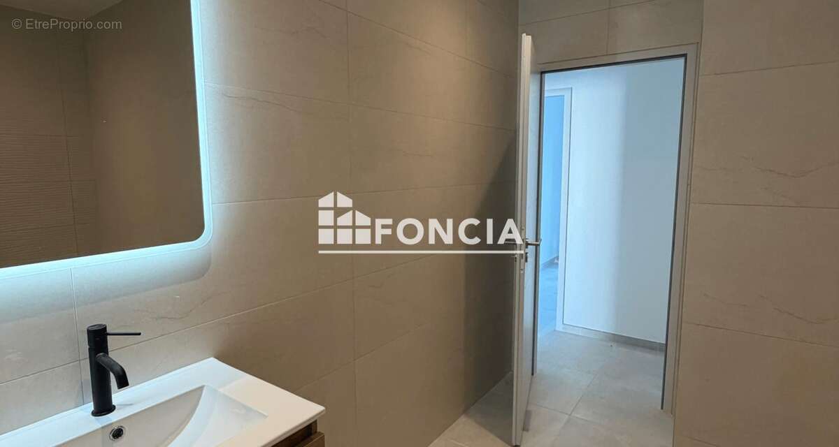 Maison neuve 4 pièces avec piscine et garage à Bassan - photo 6