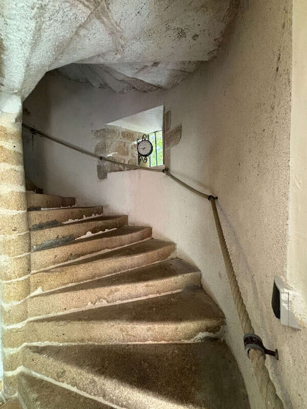Maison à BENEVENT-L'ABBAYE