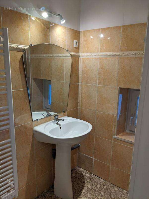 Appartement à BARGEMON