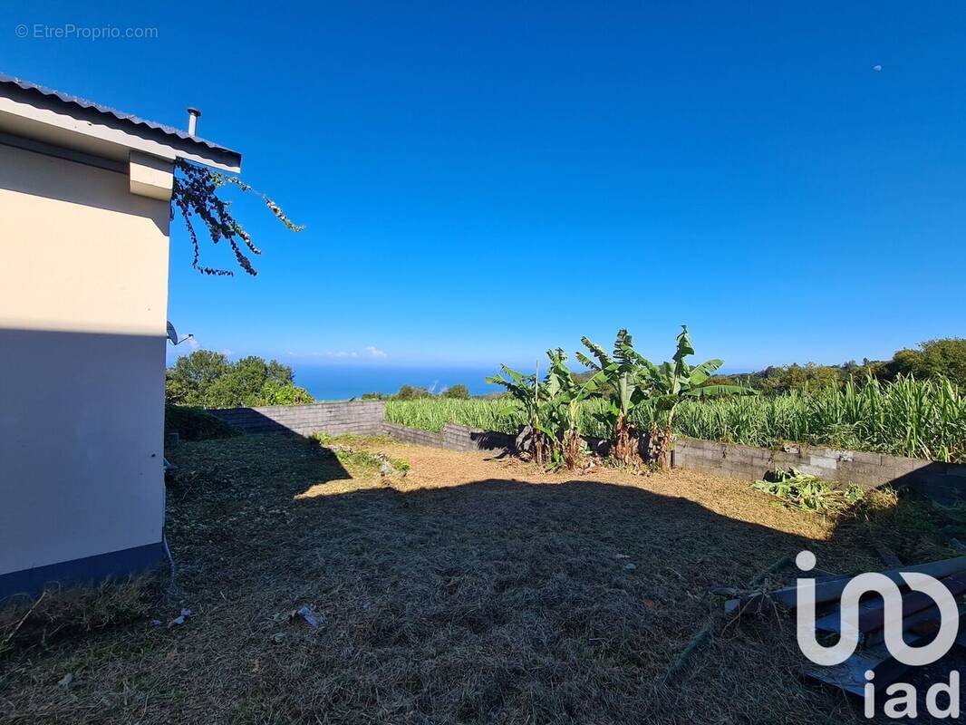 Photo 1 - Maison à SAINT-JOSEPH